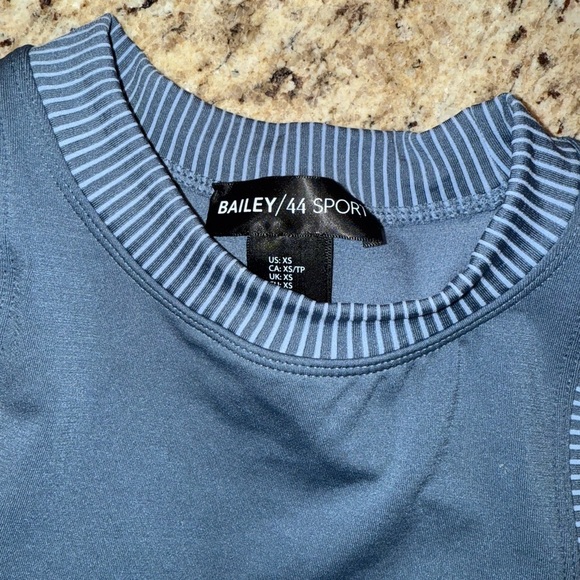 Bailey 44 Sport Blue Matching Workout Set - Picture 3 of 5